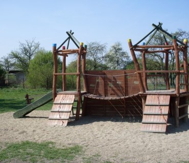 Obec Netřeba