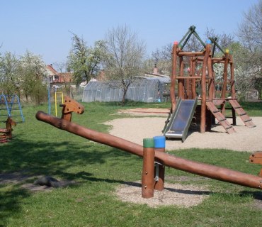 Obec Netřeba