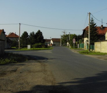 Obec Netřeba