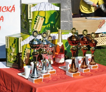 Oužická osma 2011